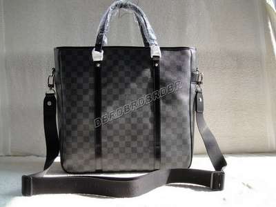 Louis Vuitton N51192