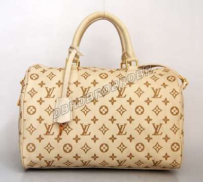 Louis Vuitton M95851 Monogram beige white