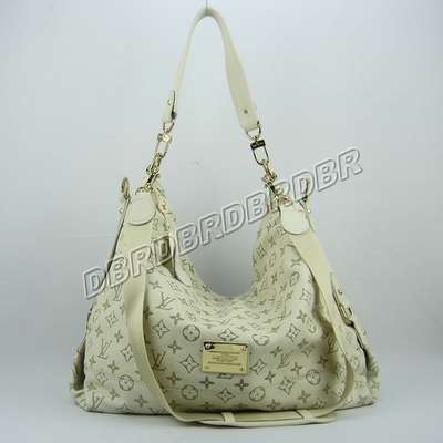 Louis Vuitton M95019 beige white