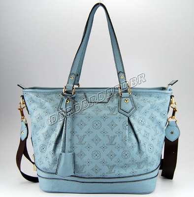 Louis Vuitton M93175 blue top