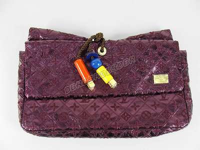 Louis Vuitton M95993 purple