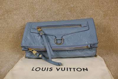 Louis Vuitton M93425 qlan