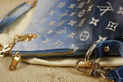 discount louis vuitton handbags leather m95130 blue wholesale