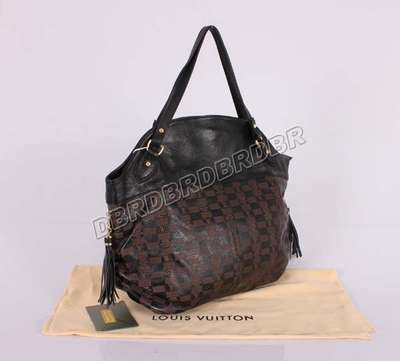 discount louis vuitton handbags leather m95018 black/gray wholesale