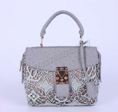 Louis Vuitton M93847 gray