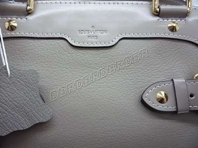 discount louis vuitton handbags suhali leather m95623 gray wholesale