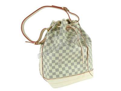 Louis Vuitton M42222 white