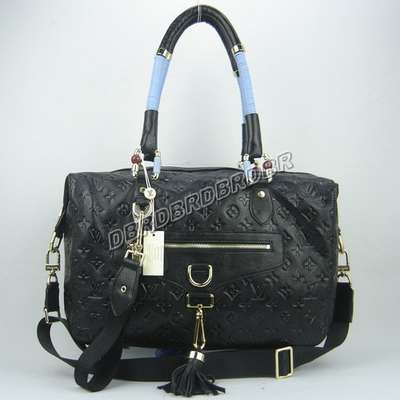 Louis Vuitton M95122 black