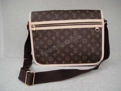 Louis Vuitton M40105