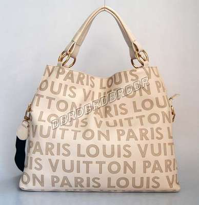 Louis Vuitton M95130 beige white