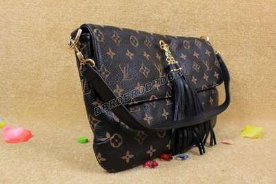 discount louis vuitton handbags leather m95825 black wholesale